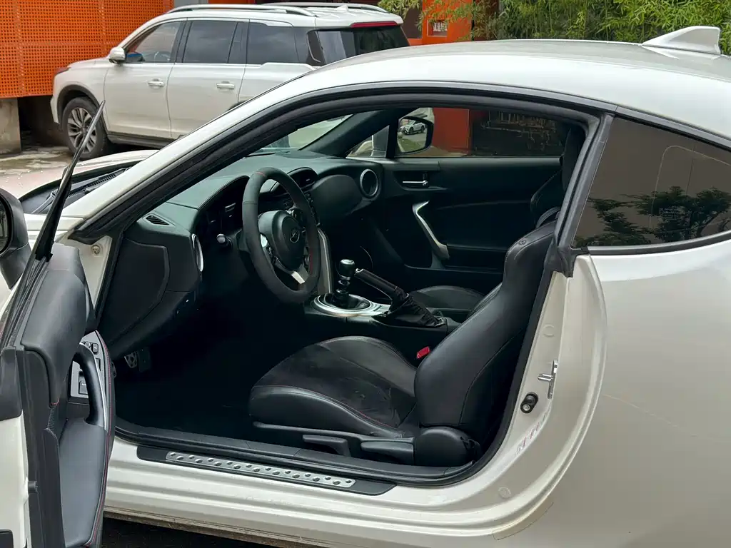 Subaru BRZ 2.0 i Manual type-RS