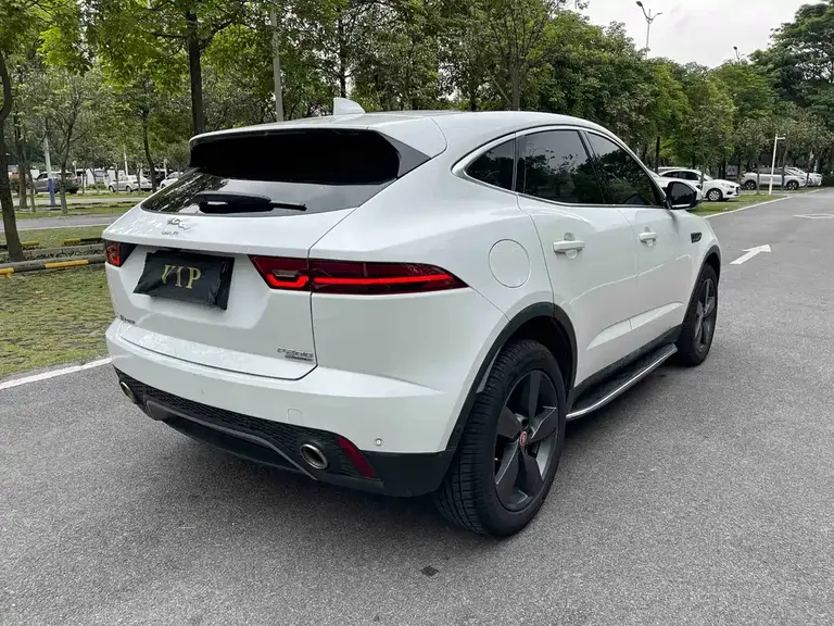 Jaguar E-PACE P200 CN-V