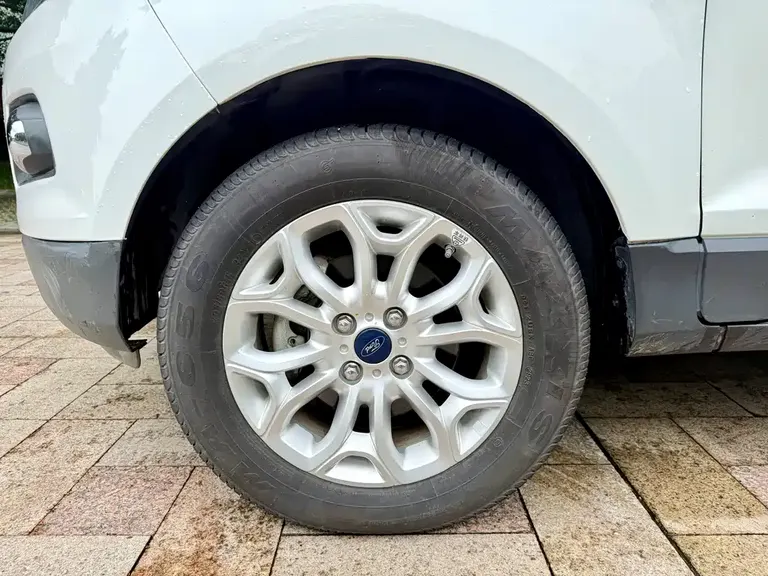 Ford EcoSport 1.5 L Auto Distinguished