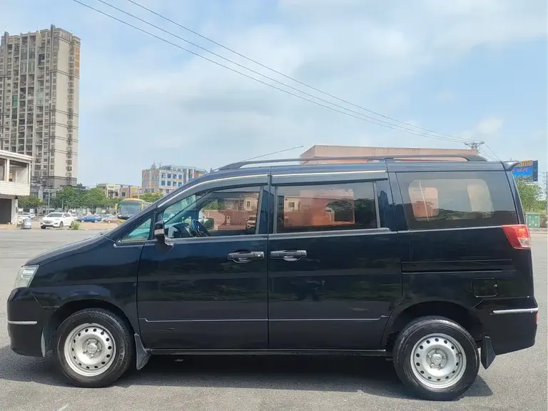 Dongfeng Shuaike 1.5 L Manual Standard 7-seat CN-V