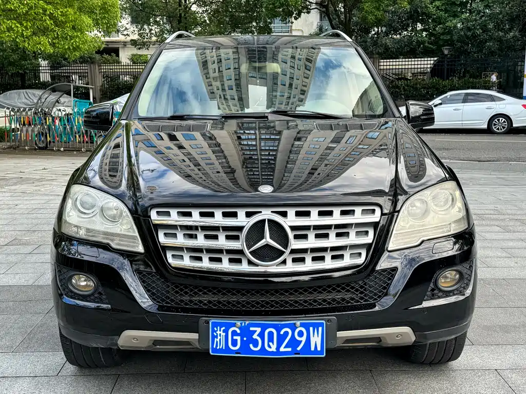 Mercedes-Benz M-Class ML 350 4 MATIC Luxury