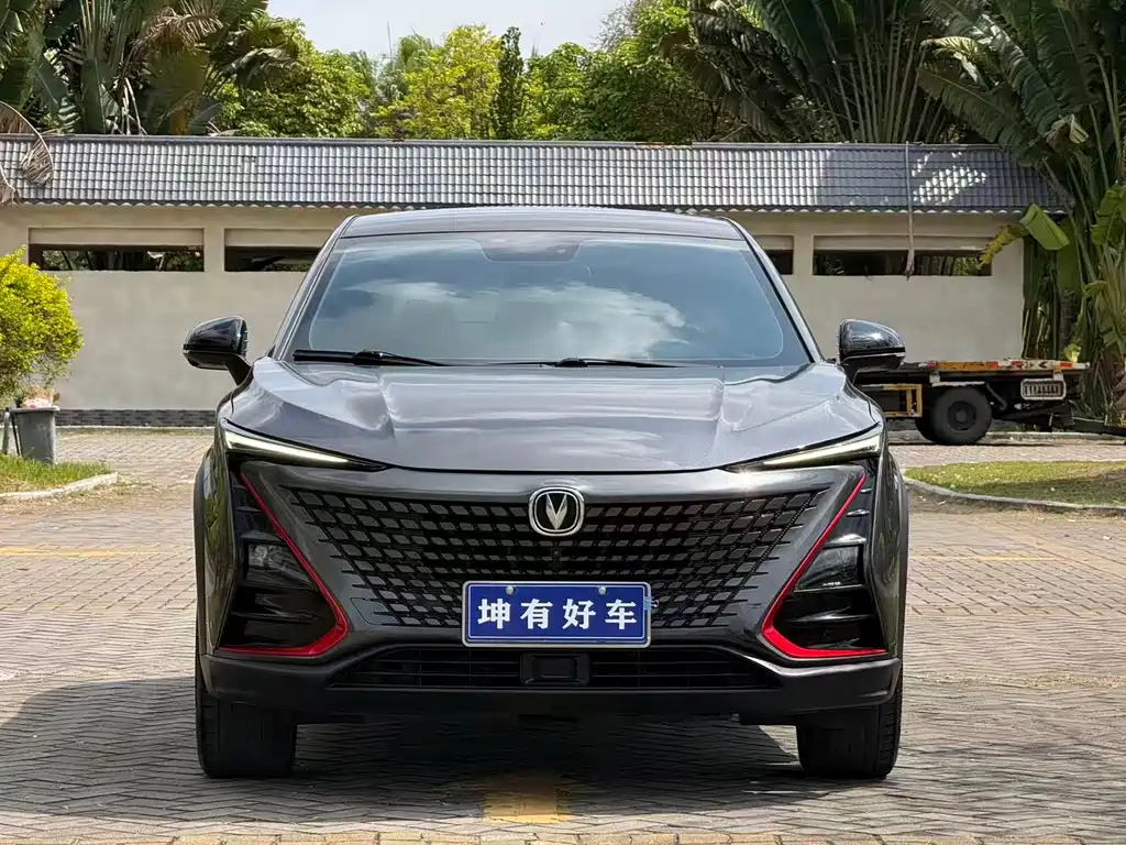 Changan UNI-T 1.5 T Distinguished
