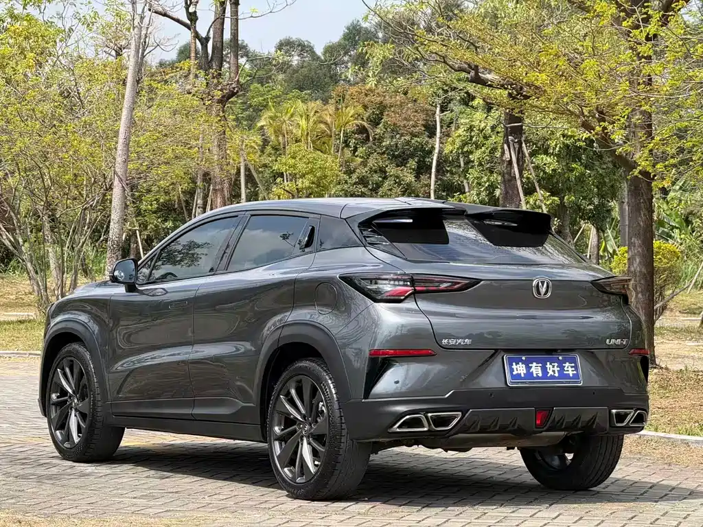 Changan UNI-T 1.5 T Distinguished