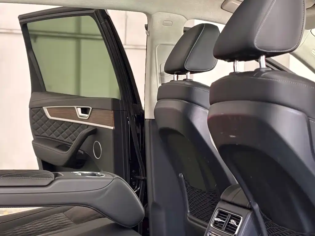 Hongqi HS7 3.0 T Auto 4 WD Connected Flagship Enjoyment