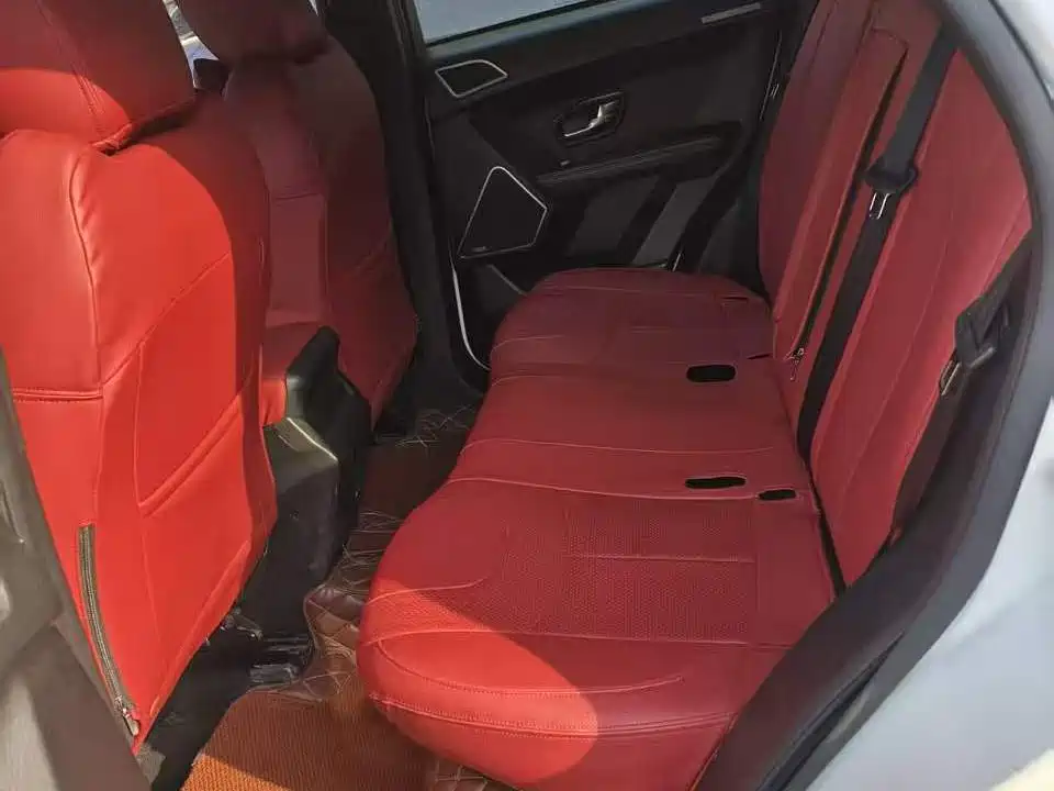 Landwind X7 陆风X7 2015款 2.0 T 全景尊享版
