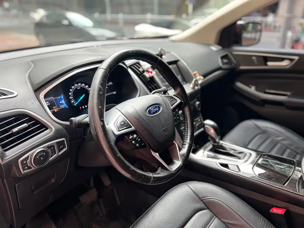 Edge 2.0 T GTDi 4 WD Grand Sharp