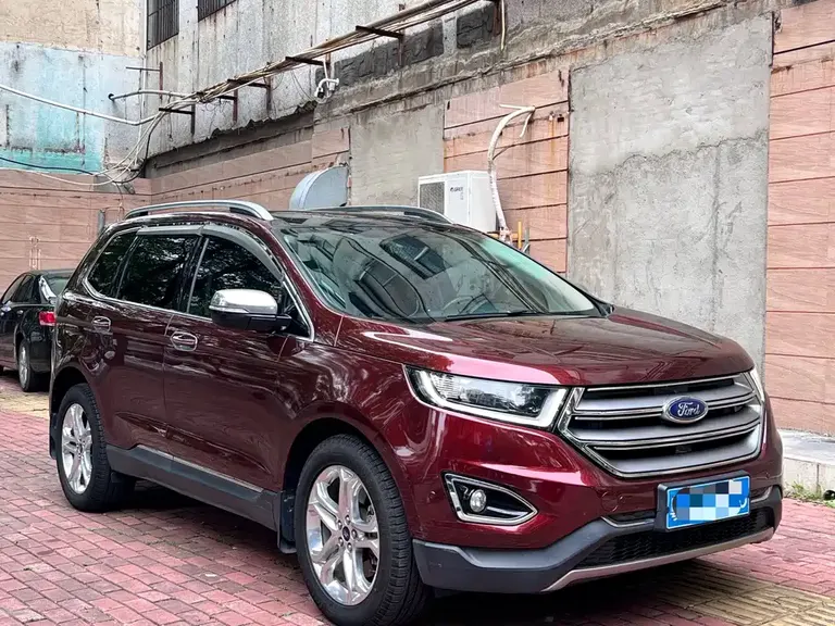 Ford Edge 2.0 T GTDi 4 WD Grand Sharp