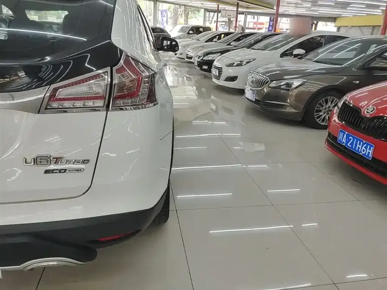 Luxgen URX 6 SUV 1.8 T Smart Supreme