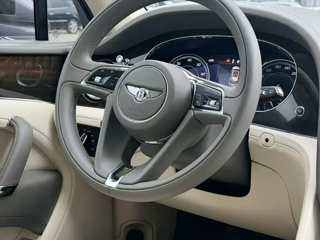 Bentayga 4.0 T V8