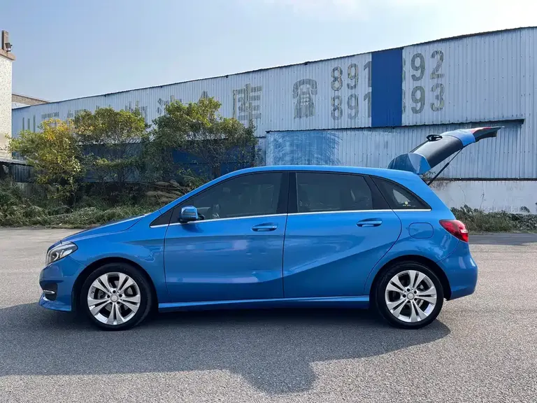 Mercedes-Benz B-Class B 200 Fashion