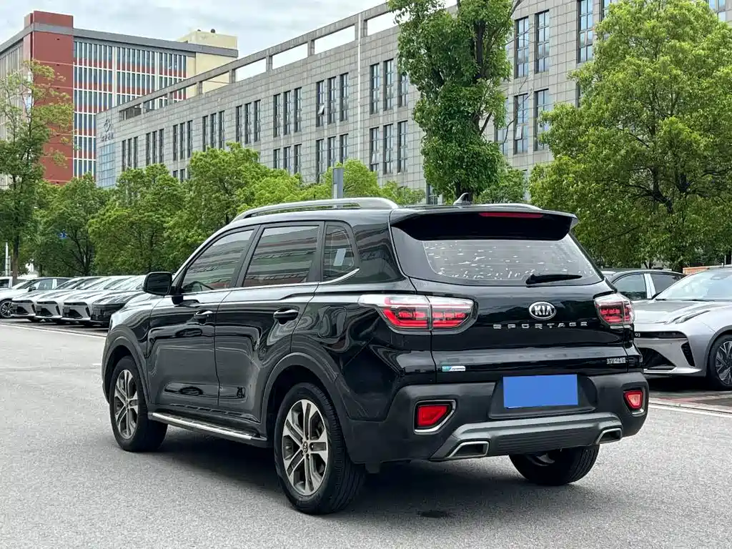 Sportage 2.0 L Auto Smart Enjoyment Luxury