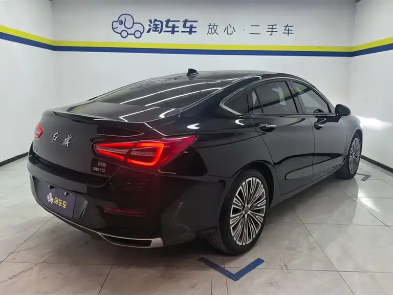 Hongqi H5 Classic Facelift 1.8 T Auto Connected Flagship Enjoyment