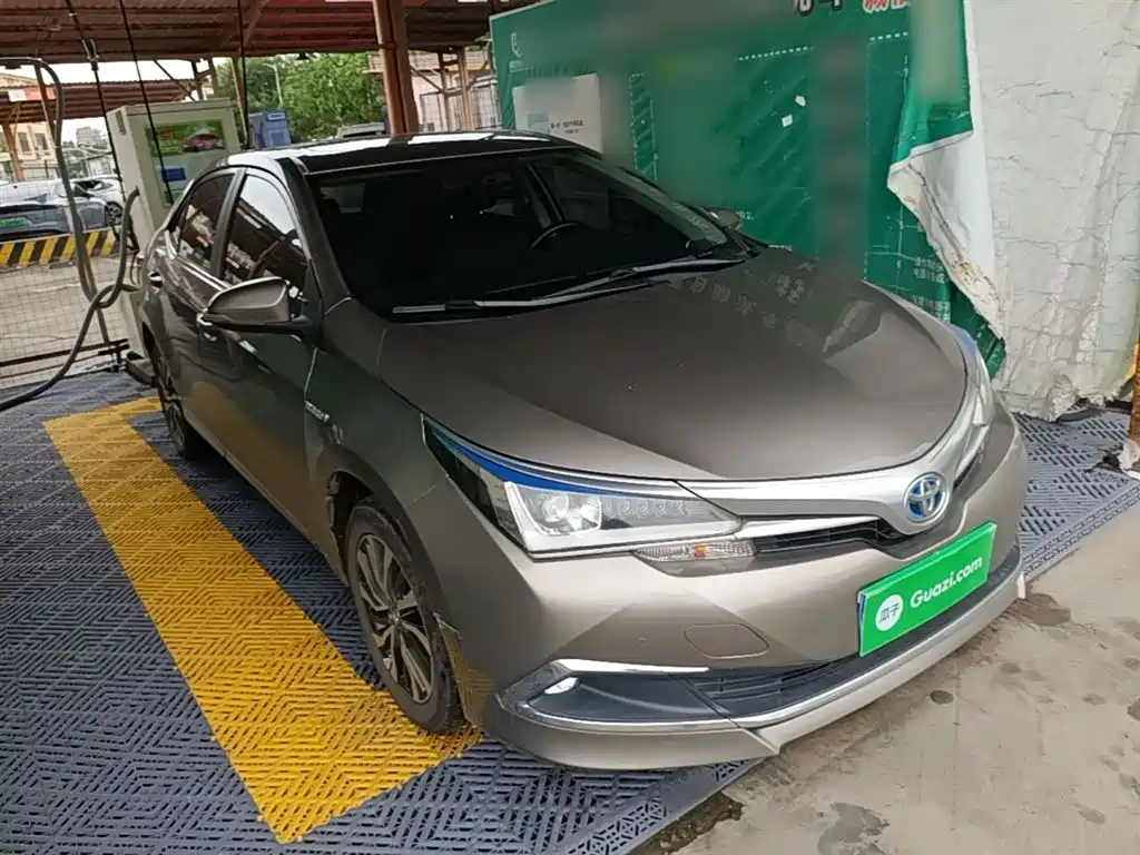 Corolla Facelift Dual Engine 1.8 L E-CVT Elite