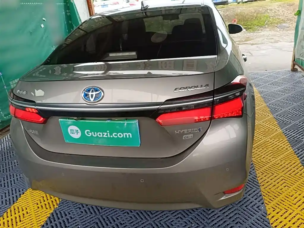 Corolla Facelift Dual Engine 1.8 L E-CVT Elite