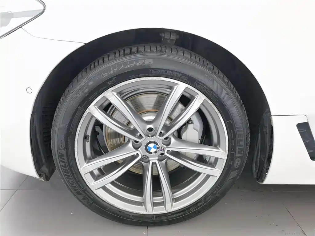 BMW 6 Series GT 630 i M Sport Package
