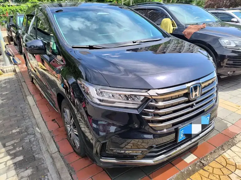 Honda Odyssey 2.0 L e:HEV Sharp· Leading Enjoyment