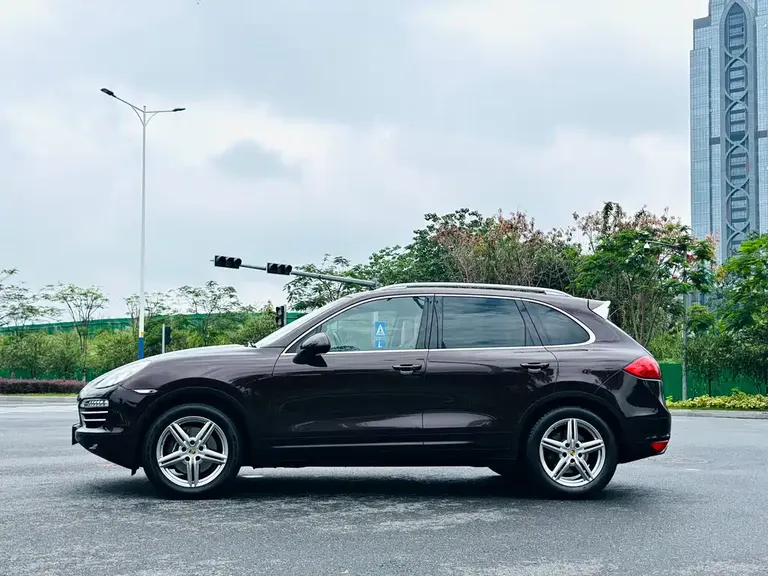 Porsche Cayenne Cayenne Platinum Edition 3.0 T