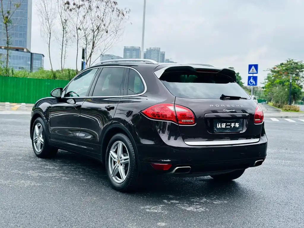 Cayenne Cayenne Platinum Edition 3.0 T