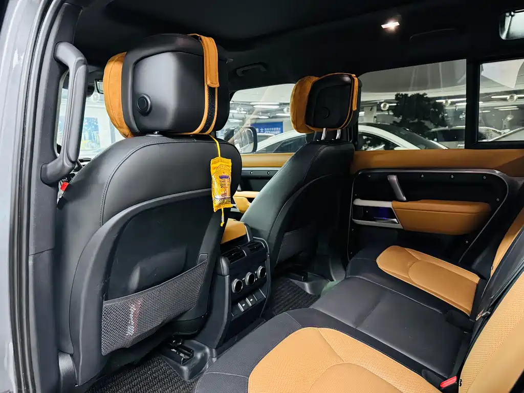 Land Rover Defender Facelift 110 3.0 T P400 X-DYNAMIC HSE