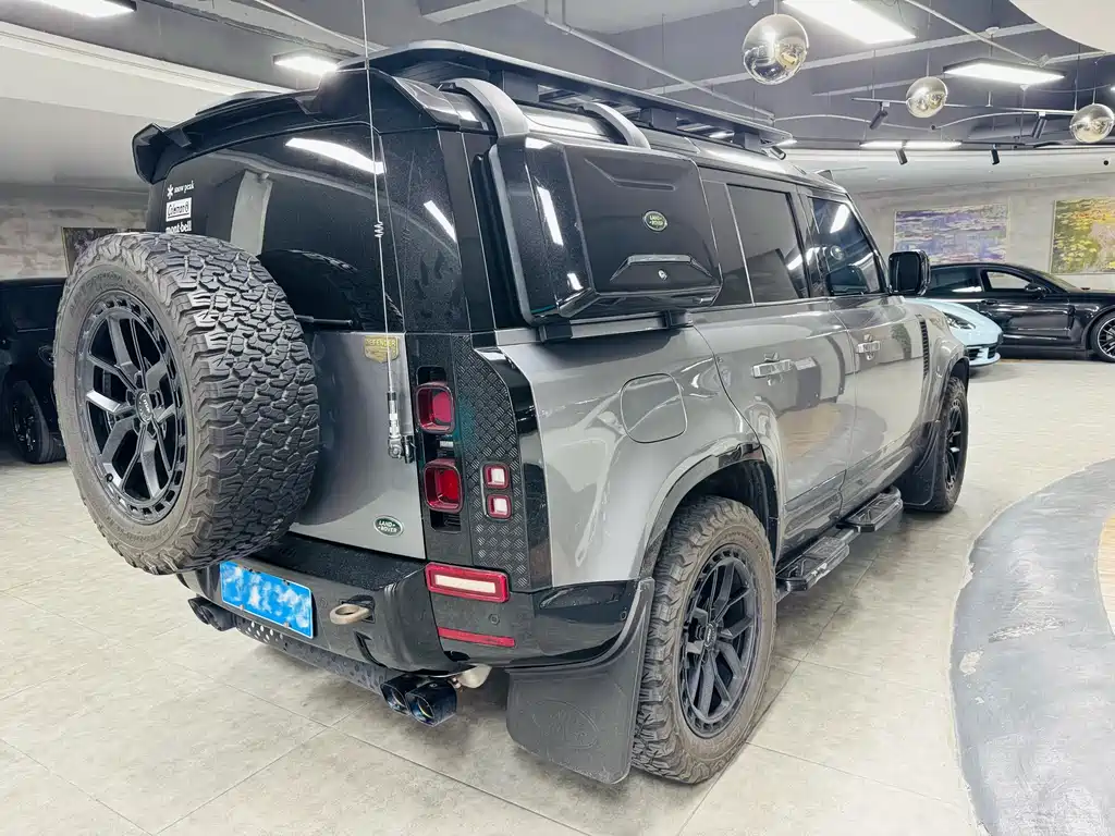 Land Rover Defender Facelift 110 3.0 T P400 X-DYNAMIC HSE