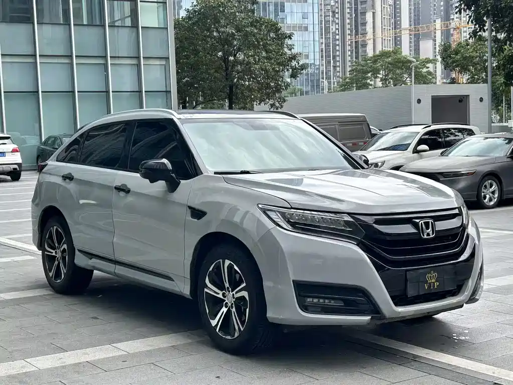 Honda UR-V 370 TURBO 4 WD Premium CN-V