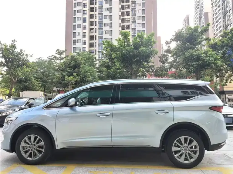 Geely Jiaji 1.8 TD DCT Comfort