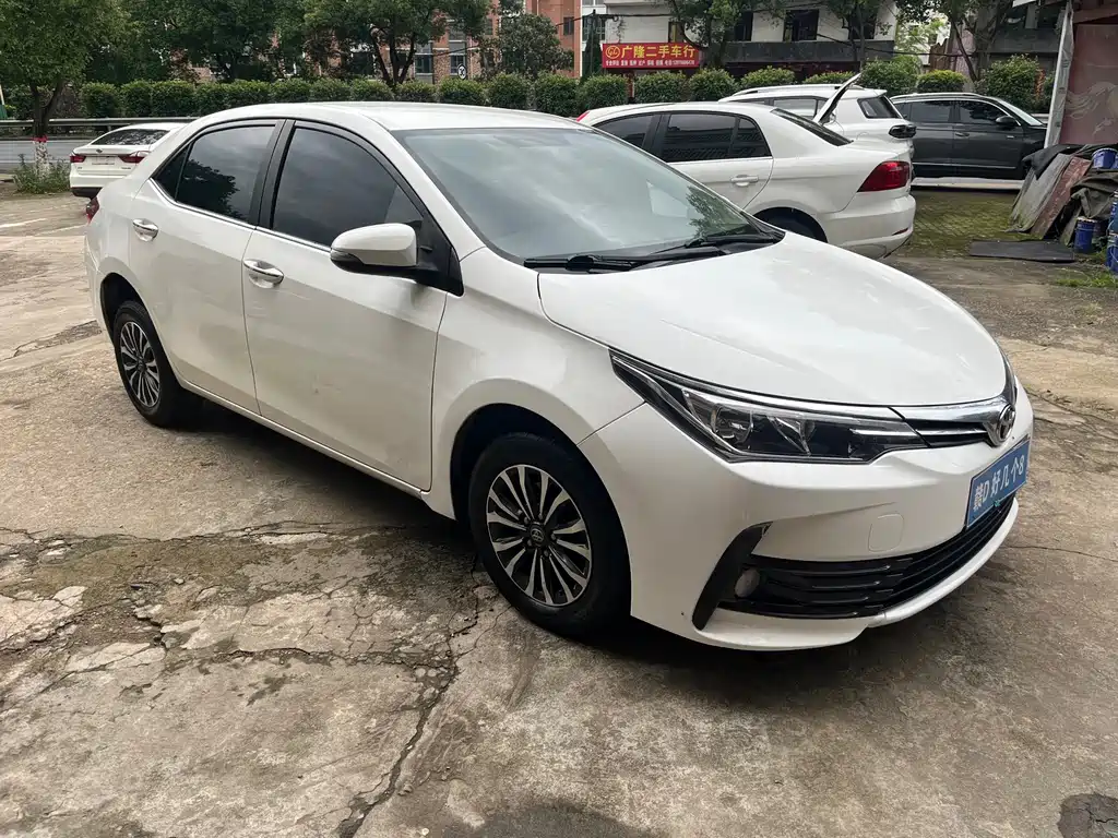 Corolla Facelift 1.2 T S-CVT GL