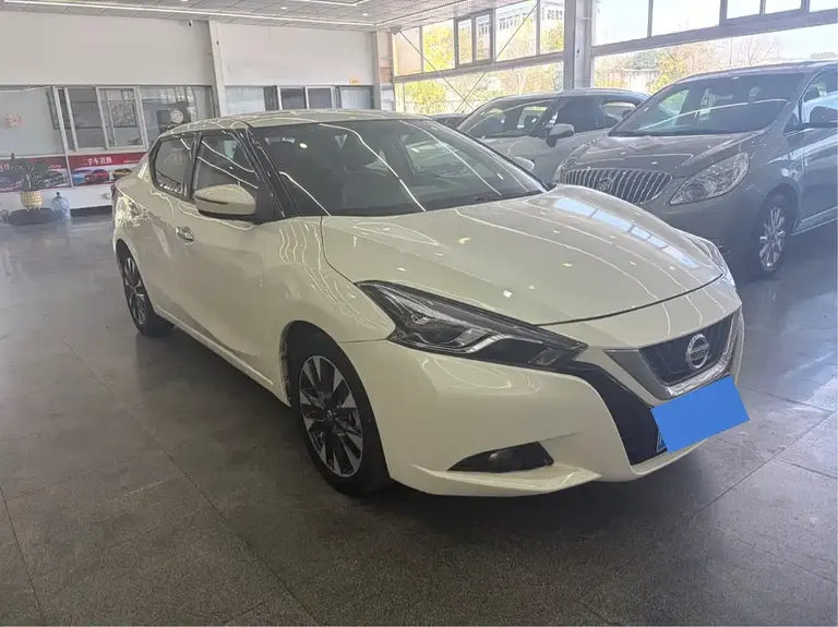 Nissan Lannia 1.6 L CVT Connected Smart Cool CN-VI