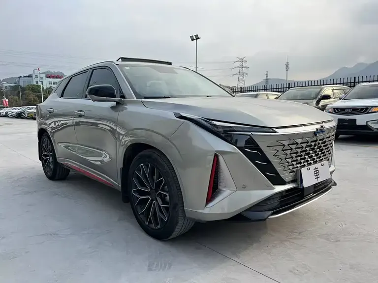 Changan Oshan Z6 Blue Whale 1.5 T DCT Smart Supreme