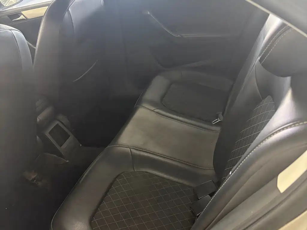Rapid 1.6 L Auto Comfort