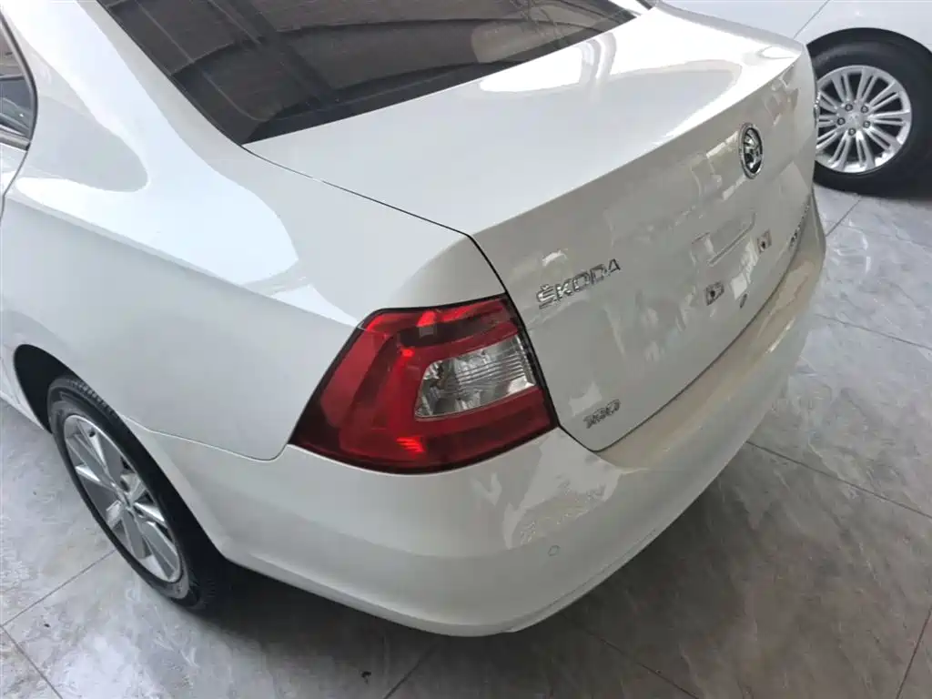 Rapid 1.6 L Auto Creation