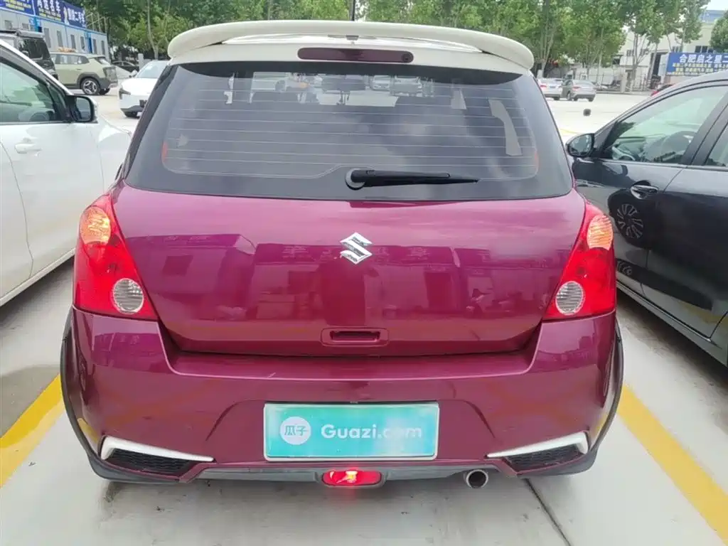 Swift 1.5 L Auto 20 Anniversary Limited