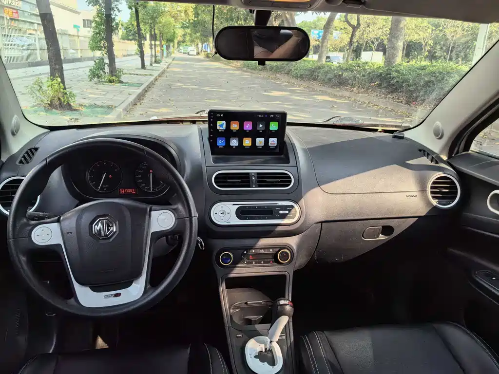 MG 3 1.5 L AMT Elite