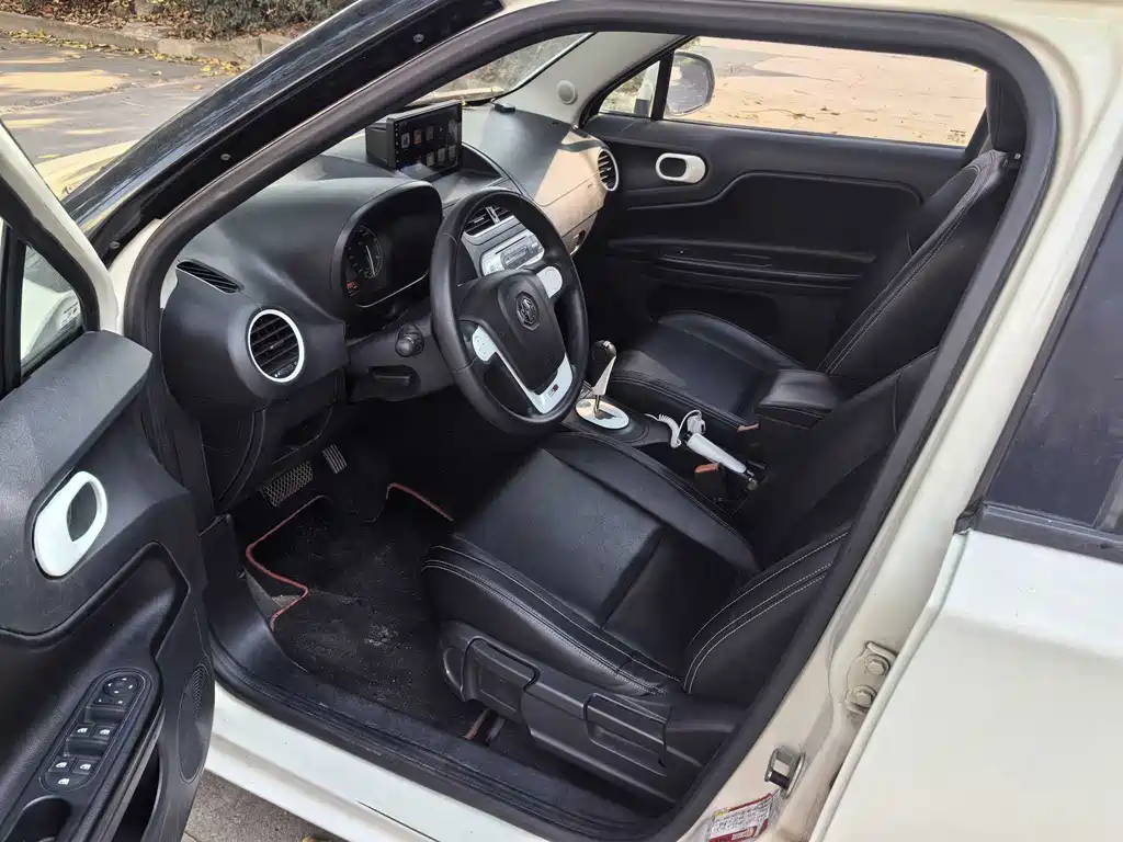 MG 3 1.5 L AMT Elite