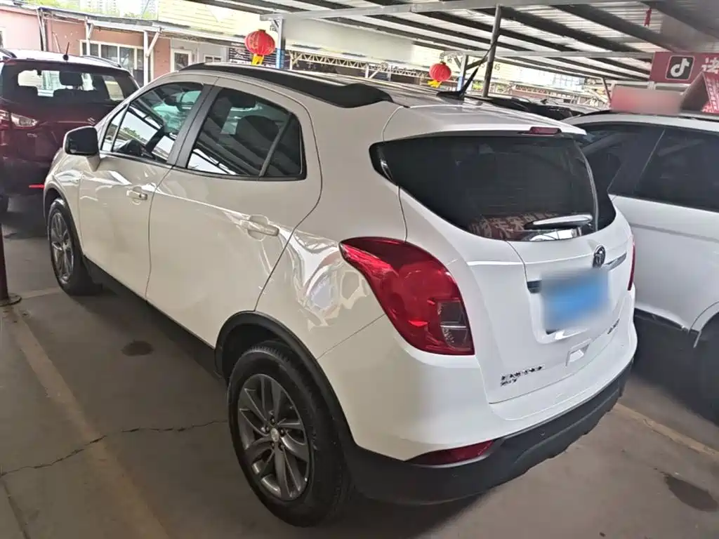 Encore 18 T Auto 2 WD Urban Leading