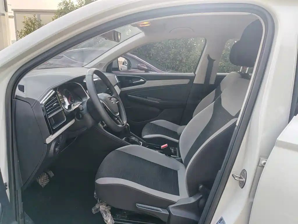 Jetta VS5 280 TSI Auto Pioneer