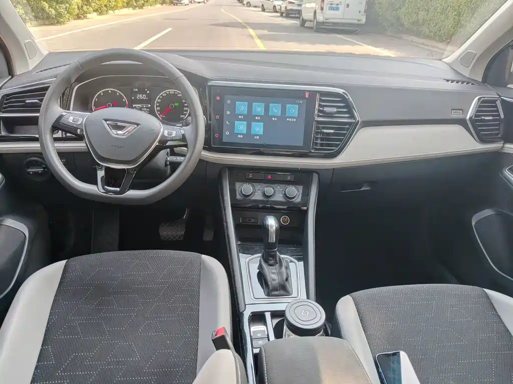 Jetta VS5 280 TSI Auto Pioneer
