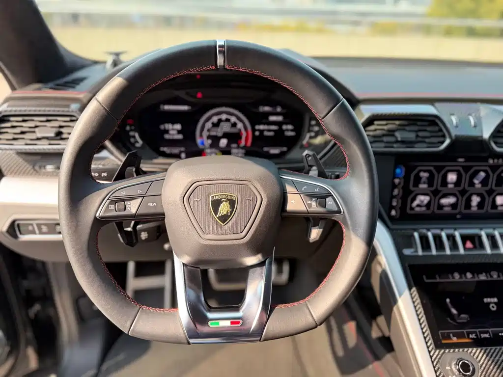 Urus 4.0 T V8