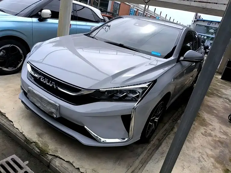 Dongfeng Yixuan 230 T Auto Dream Chaser