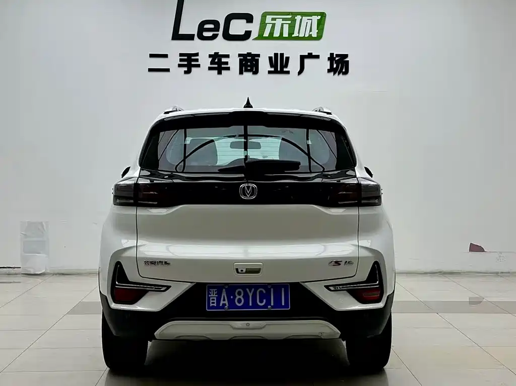 Changan CS15 长安CS15 2021款 1.5 L 手动进取型