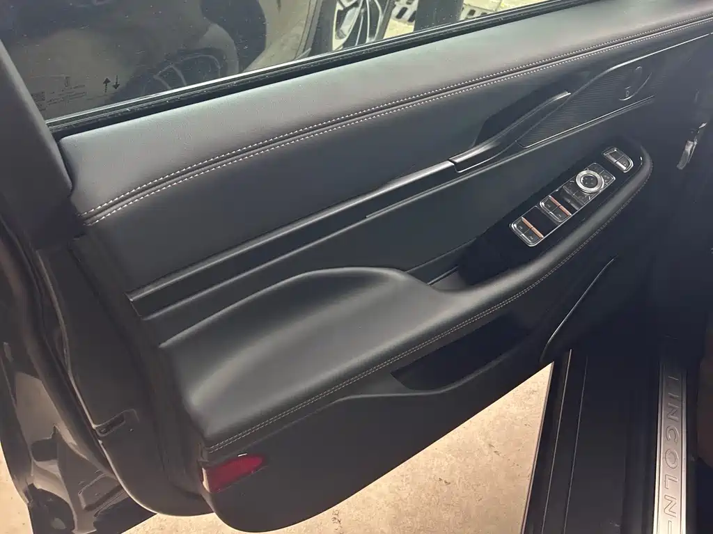 Lincoln Z i Enjoyment Graceful