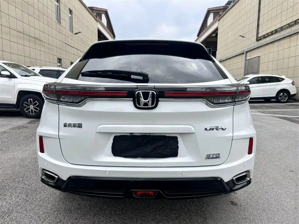 Honda UR-V 370 TURBO 2 WD Graceful