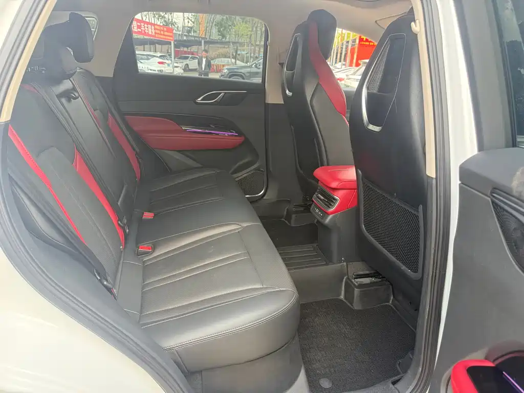 Hongqi HS3 红旗HS3 2024款 1.5 T 勇为版