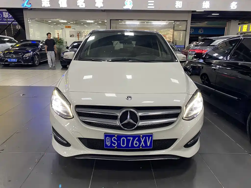 Mercedes-Benz B-Class B 200 Fashion