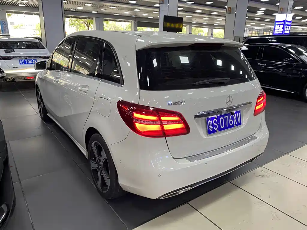 Mercedes-Benz B-Class B 200 Fashion