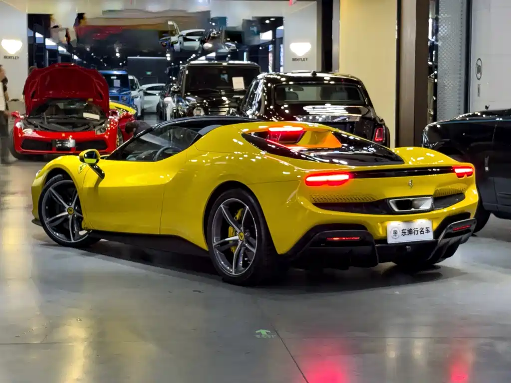 Ferrari 296 3.0 T V6 GTS