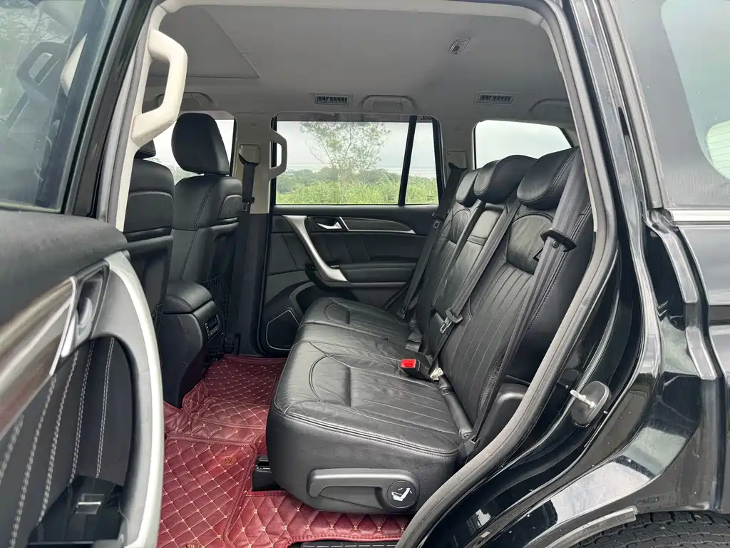 Haval H9 2.0 T 4 WD Luxury 7-seat