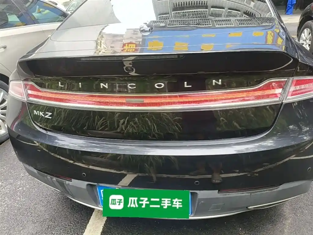 Lincoln MKZ 2.0 T Premium