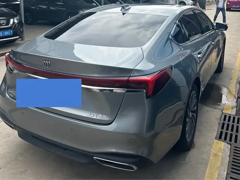 Buick LaCrosse 28 T Cross Supreme