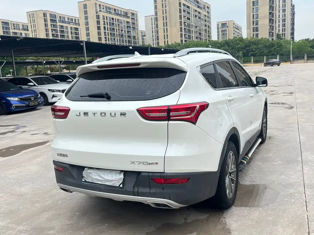 Jetour X70 1.5 T Auto Joy Travel